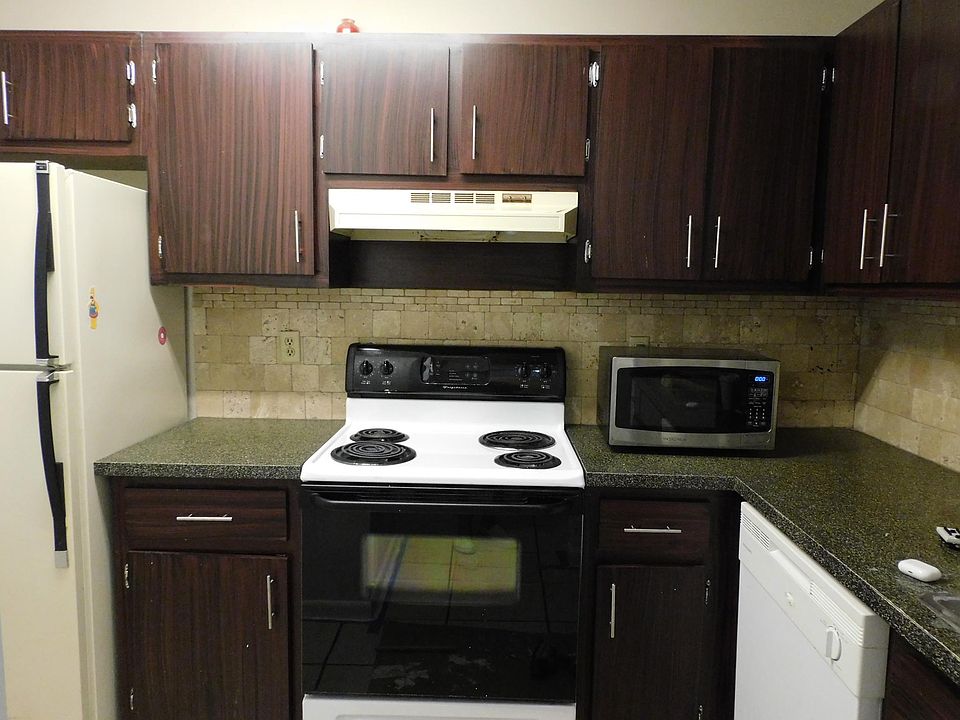 1st image of 3641 NE 20th Pl #3641