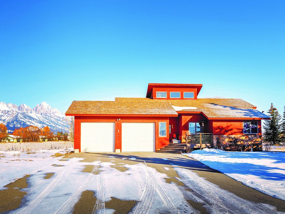 1st image of 575 Ponderosa Dr