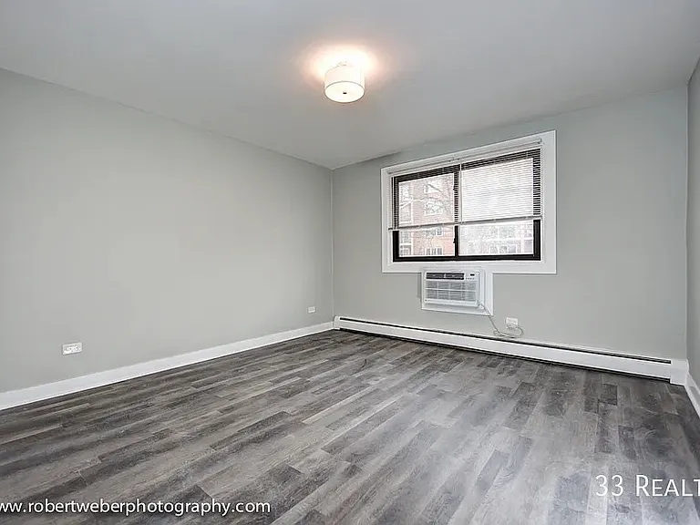 1619 E Thacker St #204 — Photo 5