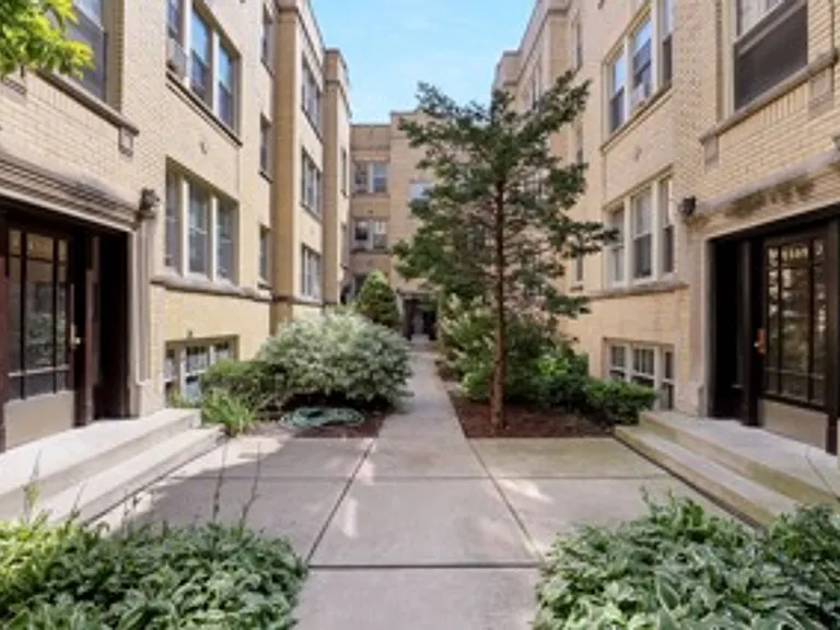 4309 N Francisco Ave #1F — Photo 1
