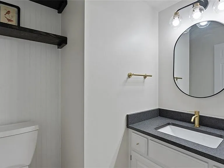 44 Sandwick Dr — Photo 16