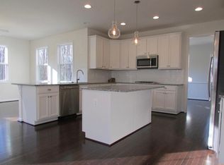 108 Saratoga Woods Ln, Stafford, VA 22556