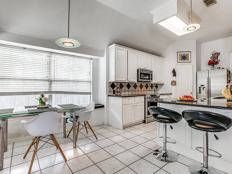 9227 Brae Moss — Photo 13