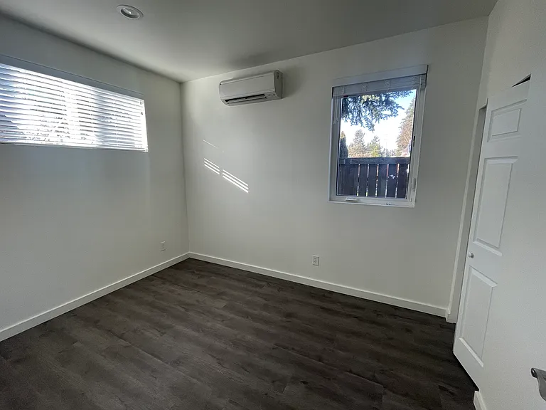 5938 Danials Loop SE — Photo 8