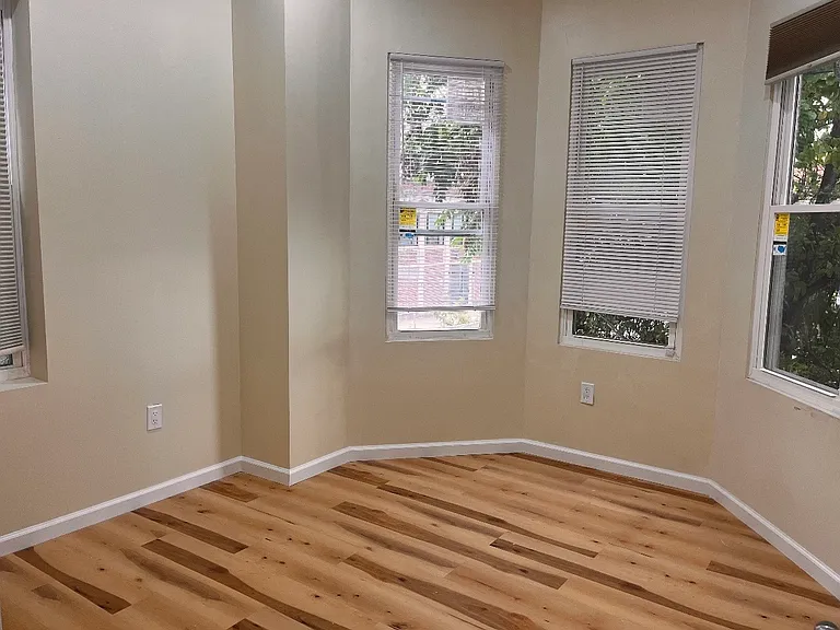 1505 W Tioga St #2 — Photo 2
