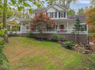 1942 W Comet Rd, New Franklin, OH 44216