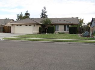 407 Devon Dr, Lemoore, CA 93245