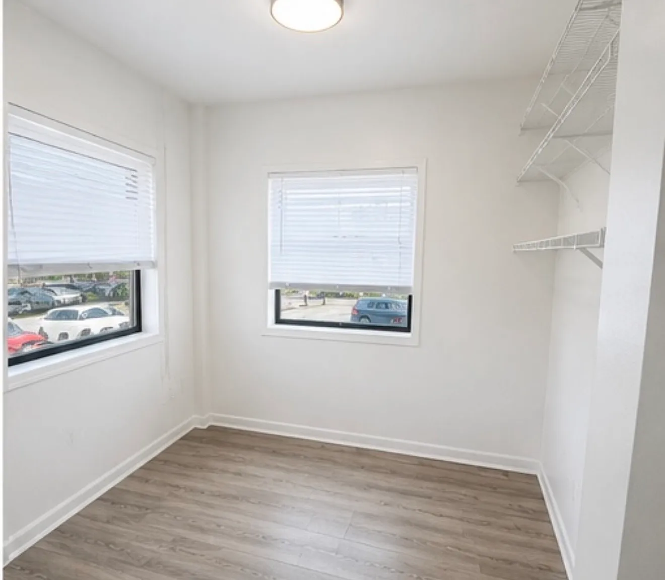 Studio, 400 sqft, $1,300 — Photo 3