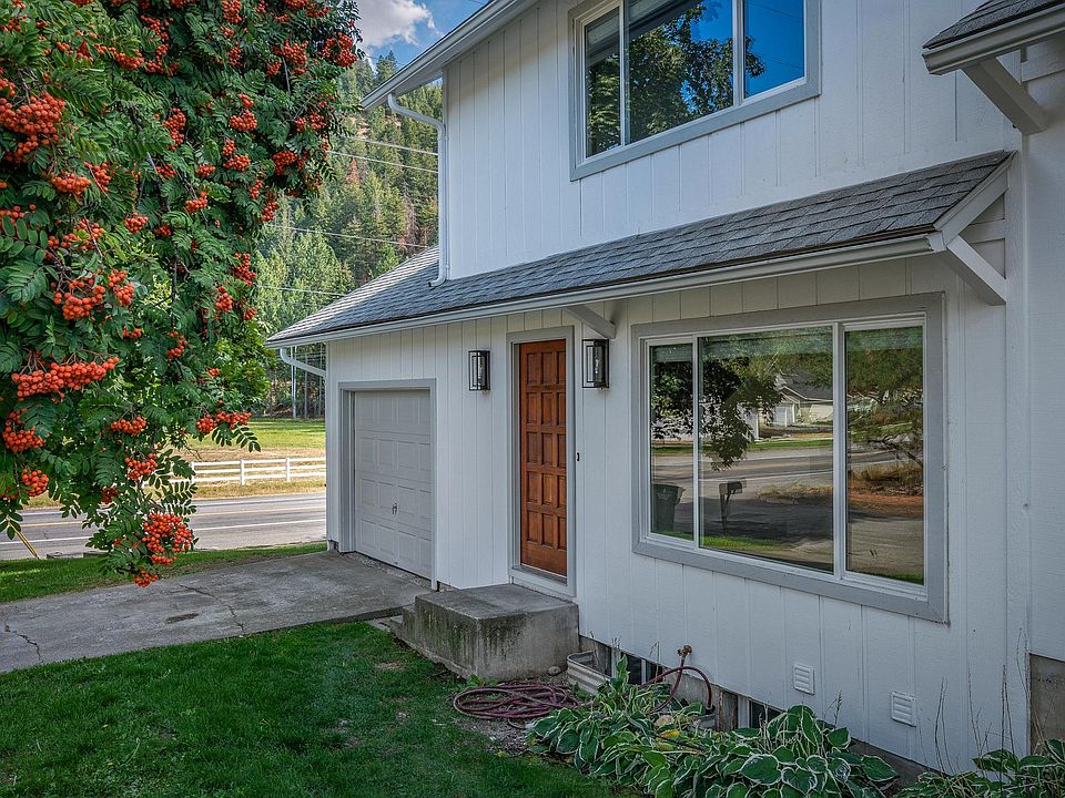 Attached one car garage plus additional off street parking on side of townhome