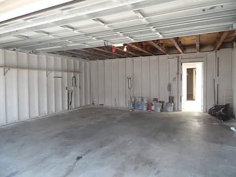 5th image of 1055 Park Meadow Dr