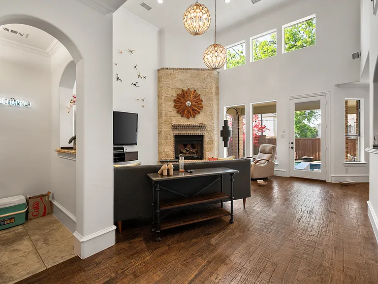 6162 Llano Ave — Photo 9