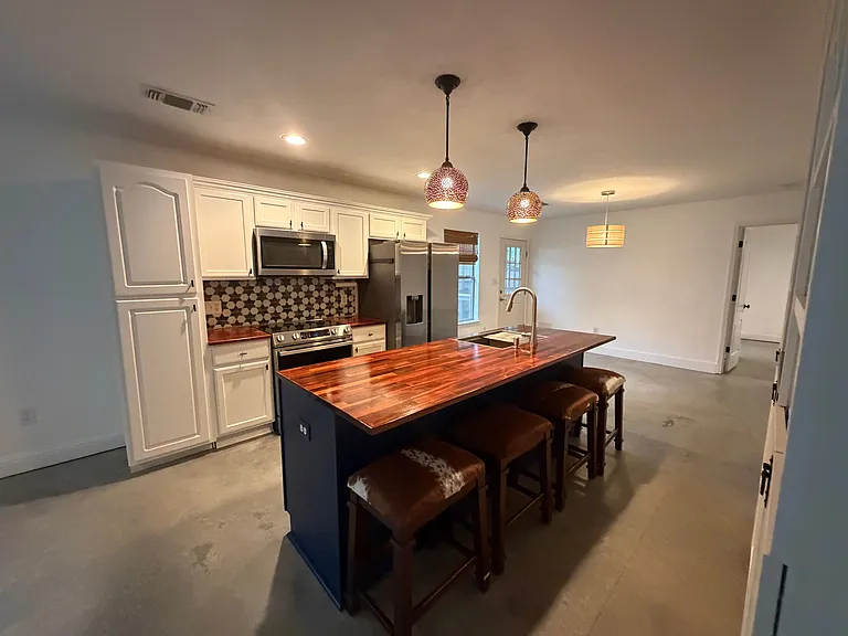 524 Fell Grass St — Photo 3