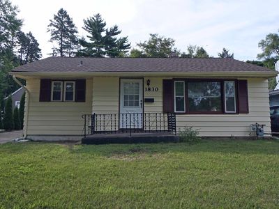 1830 Ohio Pkwy, Rockford, IL, 61108