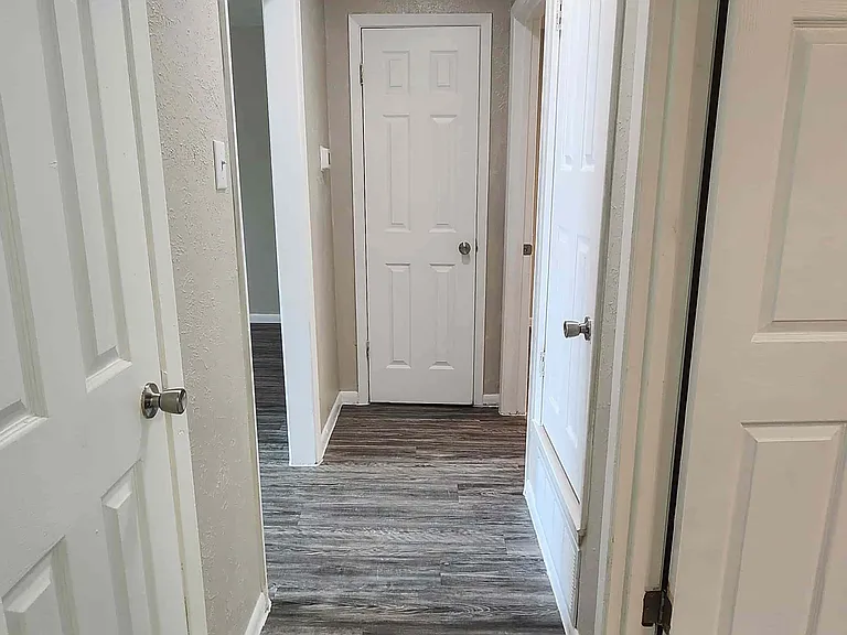 610 Casa Dr — Photo 3