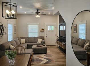 831 S Grant Ave, Springfield, MO 65806