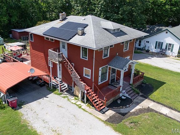 5th image of 233 S Division St