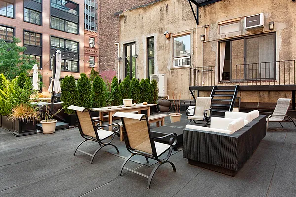 Rented by Douglas Elliman | media 9