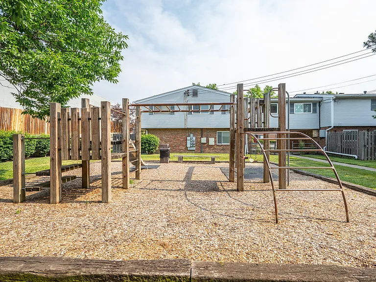 7752 Montgomery Rd #55 — Photo 41