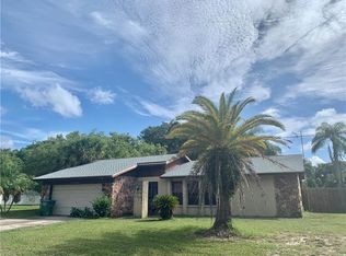 791 Rustic Oaks Dr, Palm Harbor, FL 34684