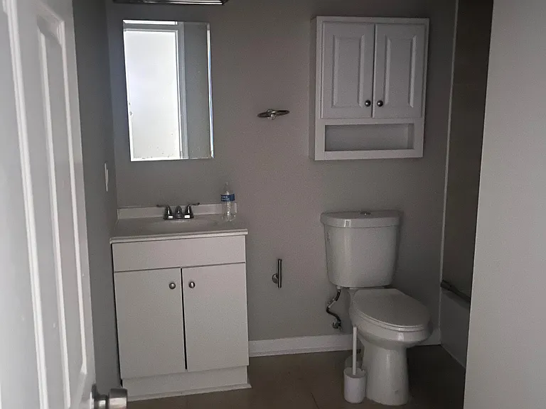 2407 Brookfield Ave — Photo 14