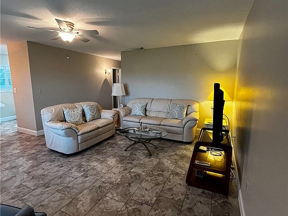 2nd image of 8 Vista Palm Ln APT 202