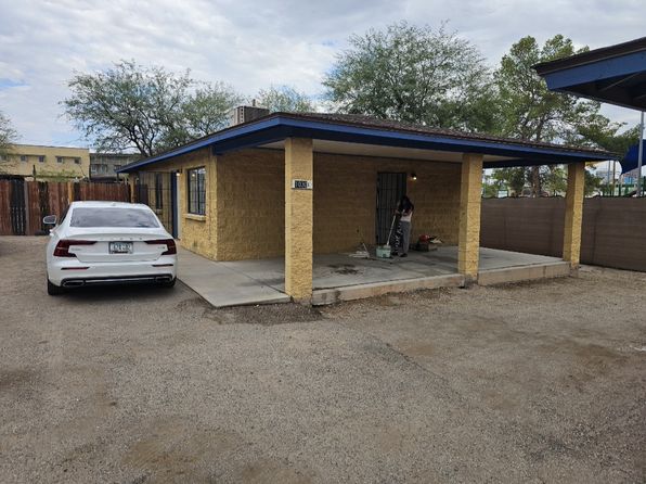 1030 N 13th Ave Unit B