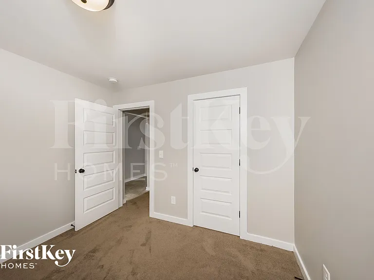 563 Kincaid Cove Ln — Photo 12