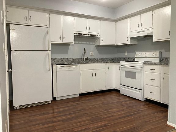 2nd image of 7709 Brams Hill Dr