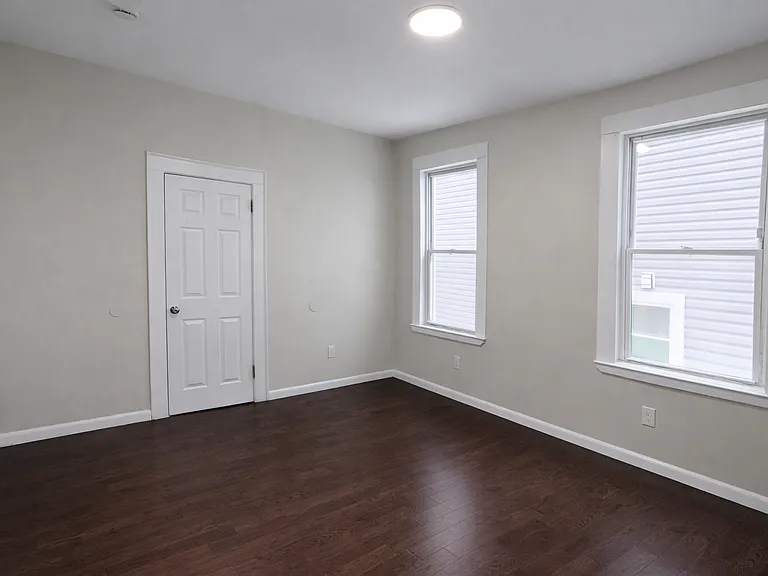 118 Norwood — Photo 14