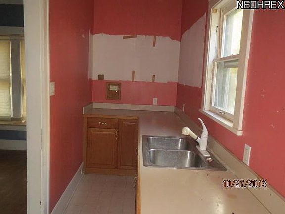 5th image of 1536 Wagar Ave