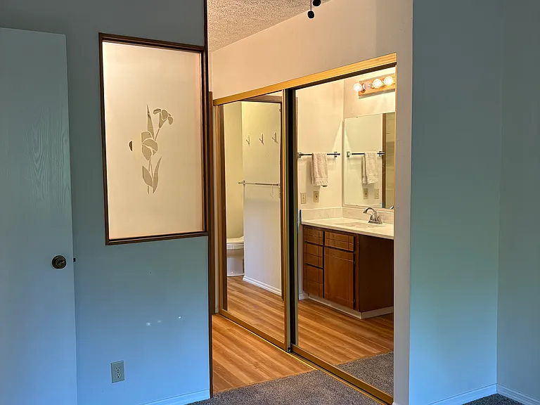 101 S Neyland Ave #4 — Photo 9