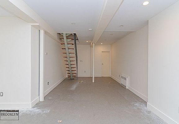 5th image of 188 Jefferson St #1G