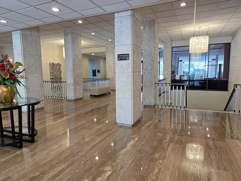 1980 S Ocean Dr #22C — Photo 8