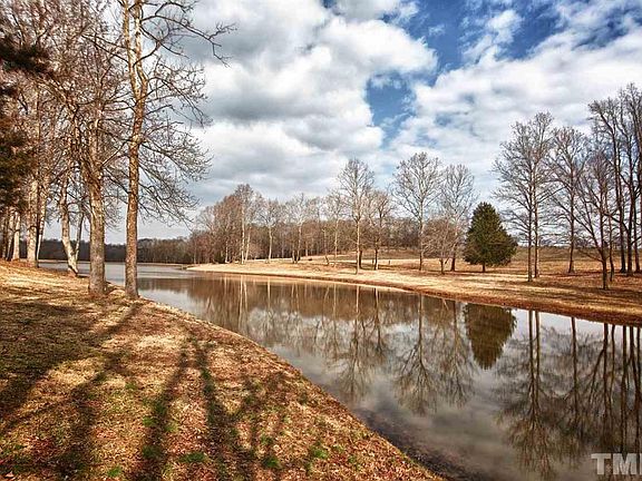 5th image of 13 Tall Oaks Cir