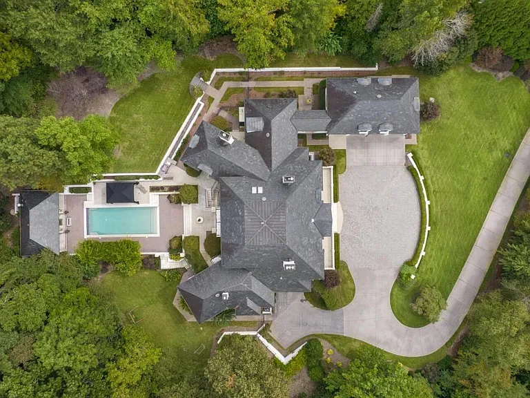 997 Davis Dr — Photo 122