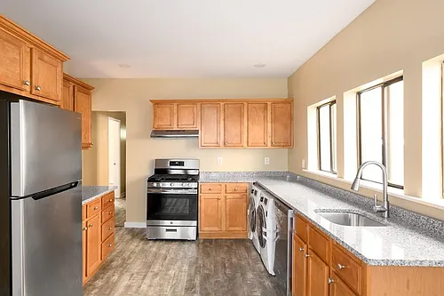 75 Bartlett St #1 Photo 1