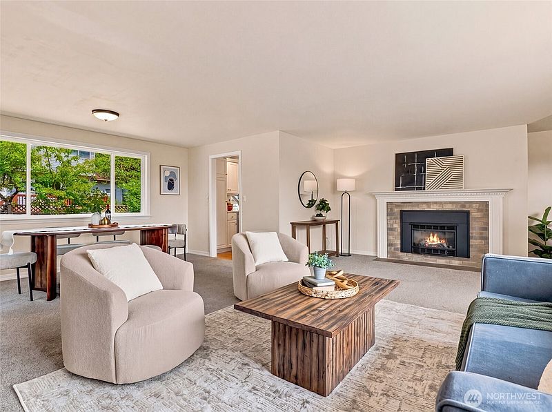 5th image of 10404 NE 198th Street