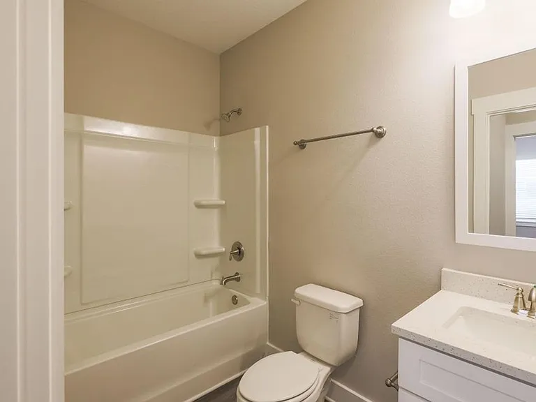 328 Date Palm Ln — Photo 12