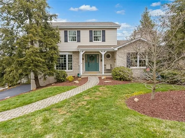 11865 Frieda Dr, North Huntingdon, PA 15642