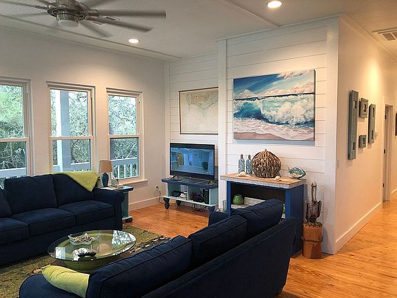 5th image of 917 W Gulf Beach Dr