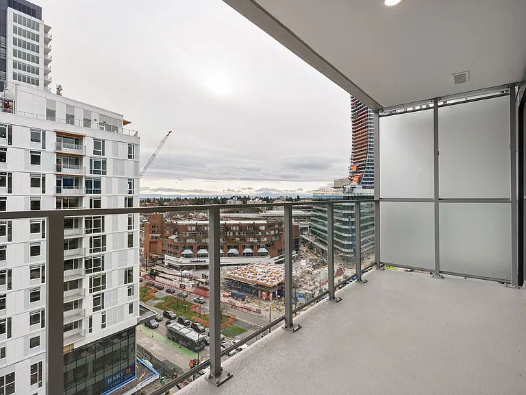 5670 Cambie St — Photo 86