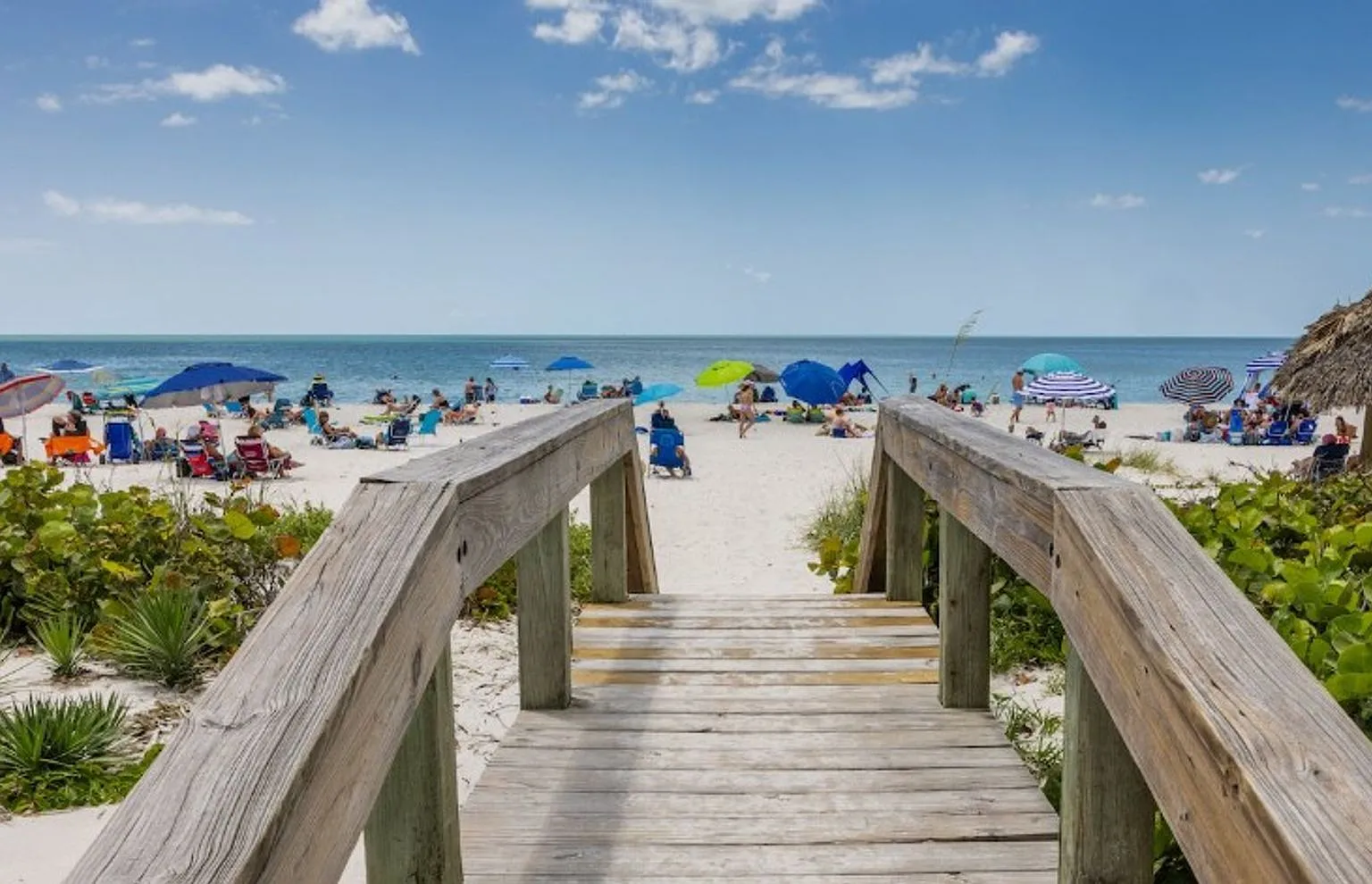 ** Strand ** No Golf Transfer Only Social To The Strand ** Available December-April Or January-Ma... — Photo 4