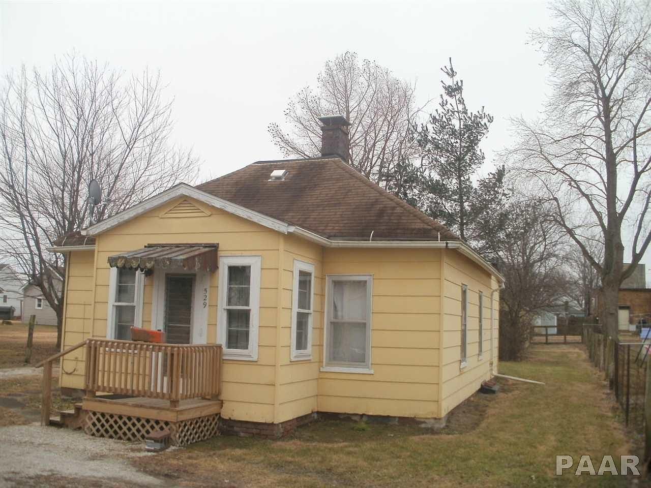 529 5th St, Saint David, IL 61563 Zillow