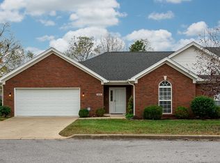 8606 Mill Spring Pl, Louisville, KY 40228