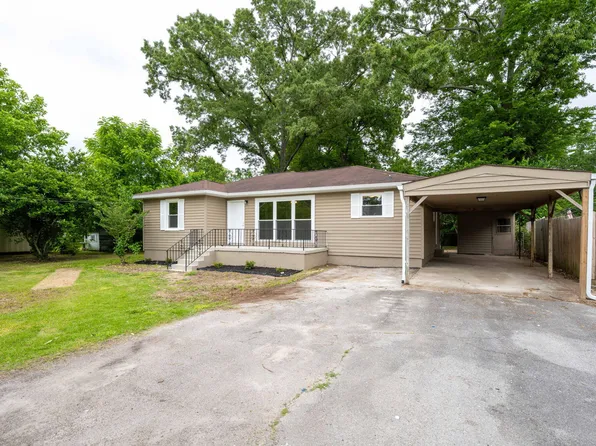 45 Warren St, Rossville, GA 30741