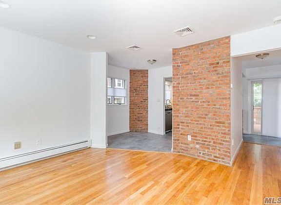 4th image of 154 14th Ave