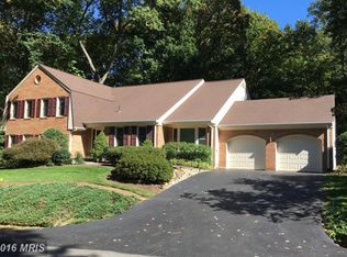 6022 Makely Dr, Fairfax Station, VA 22039