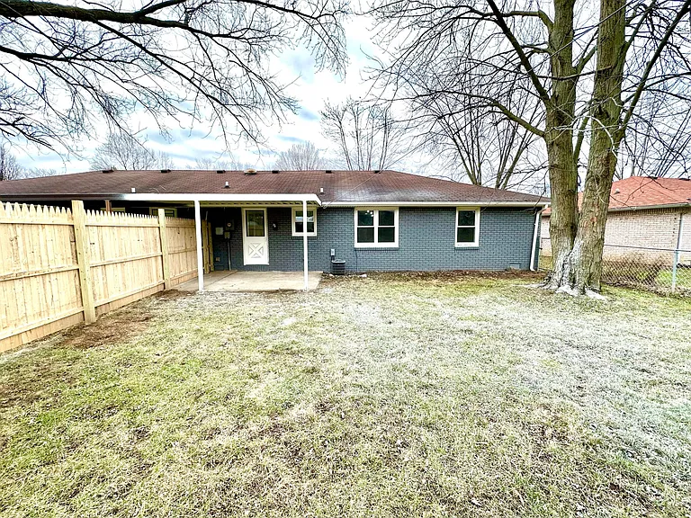 4128 Alhambra Dr — Photo 22