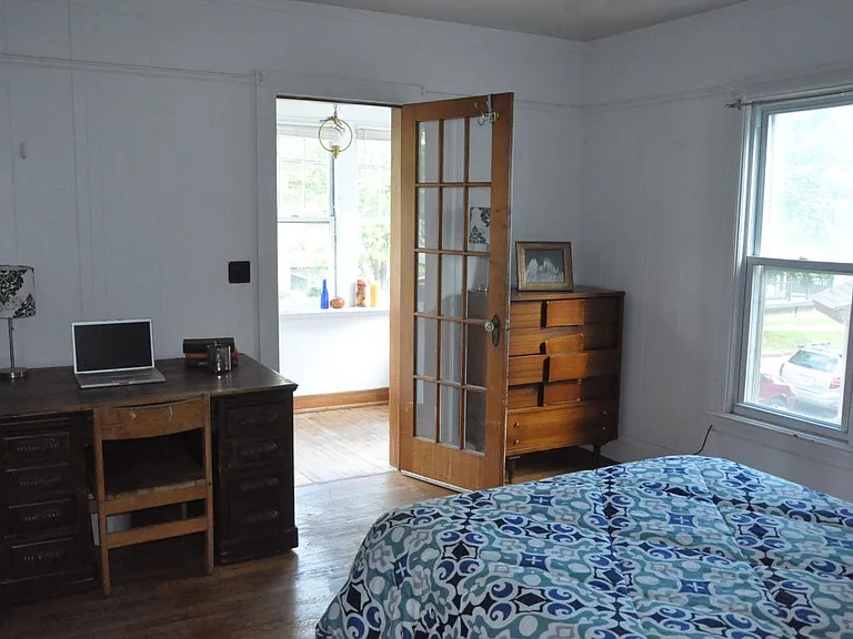 212 Linden Ave #2 — Photo 4