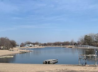 678 Lakeshore Ln, Ashland, NE 68003